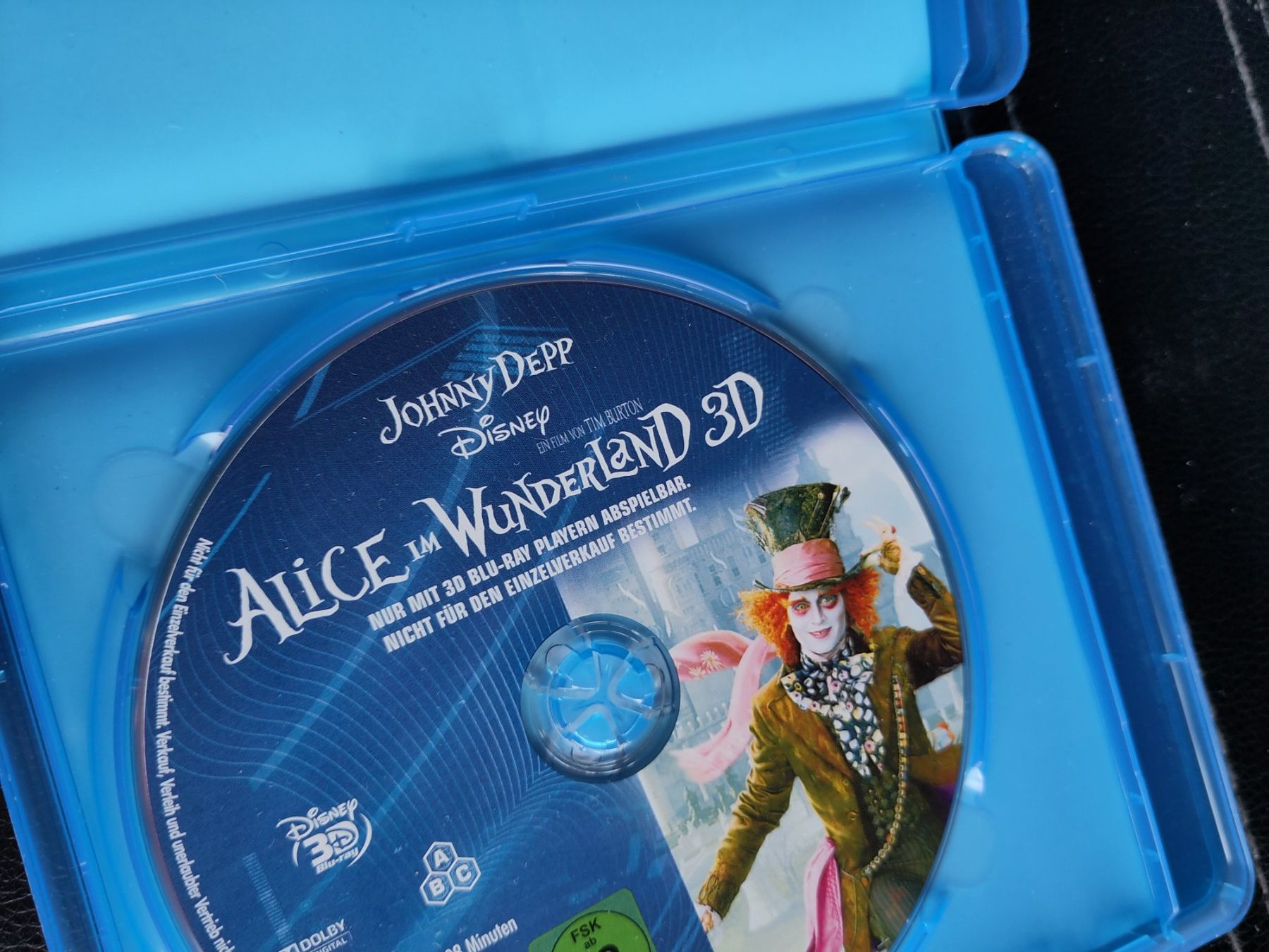 Tutti i DVDs: Alice im Wunderland 3D Blu-Ray – Usato da Trin venduto da ske-ske 2