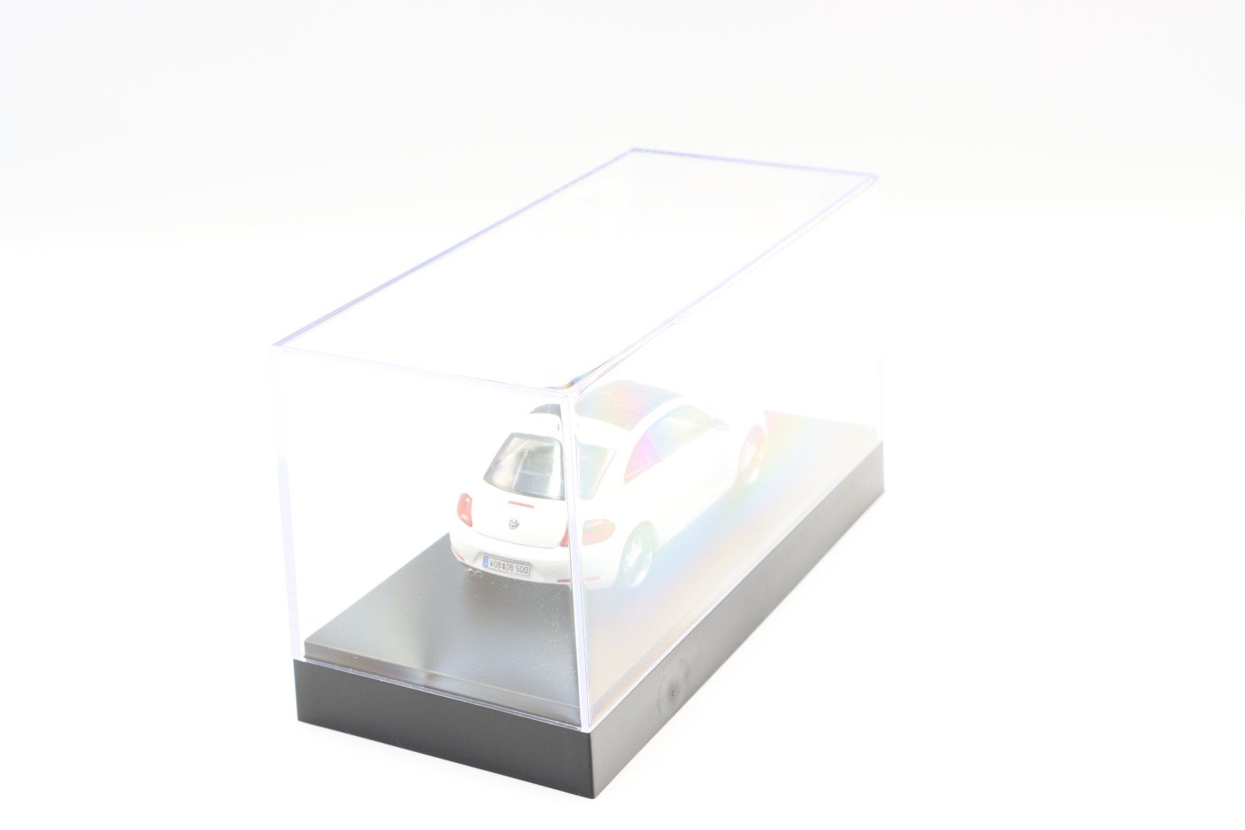 Volkswagen Modellini d'auto: VW New Beetle 2012 1:43 Schuco – Nuovo e nell'imballaggio originale da Bühl b.Aarberg venduto da modelldiecast 4