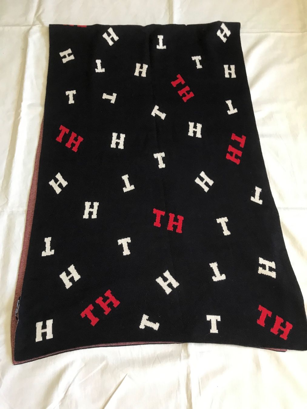 Tommy Hilfiger Foulard & Sciarpe: Schal Thommy Hilfiger – Usato da Zürich venduto da pie_9tng 1