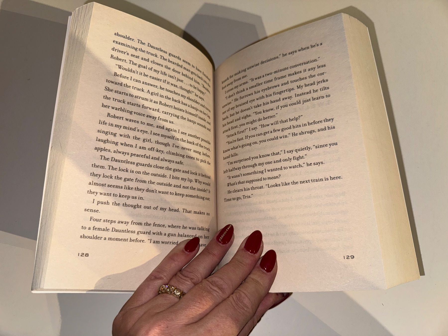 Bücher: NOVEL: Veronica Roth, Divergent – Gebraucht aus Grosswangen von English_books 5