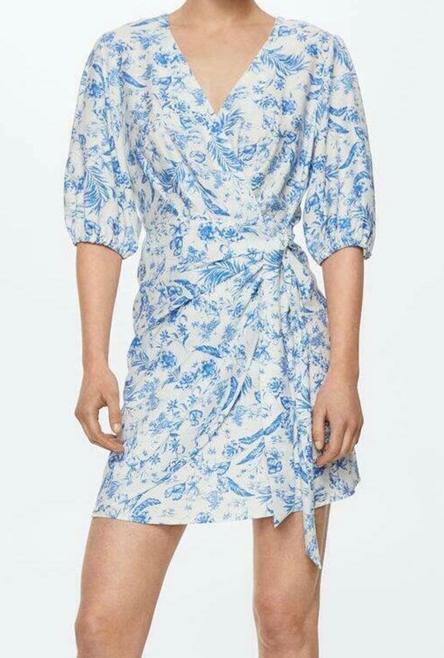 Mango Vestiti: Mango white/blue floral dress Size S – Usato da Zürich venduto da hel_z68y