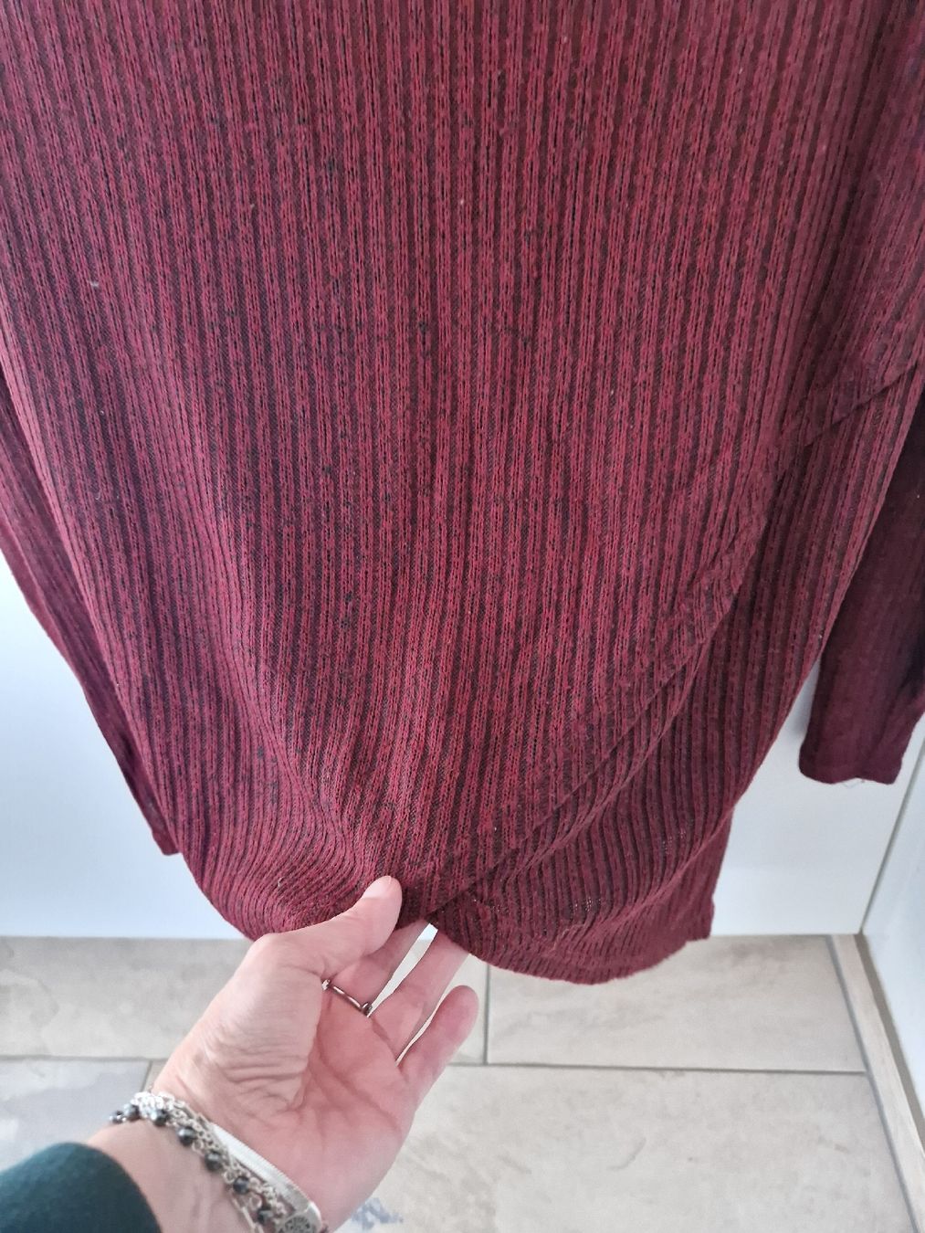 Only Pulls & Sweat-shirts: ONLY Pulli, Grösse S, Weinrot – D'occasion à Niederrohrdorf par Miripfiri 2