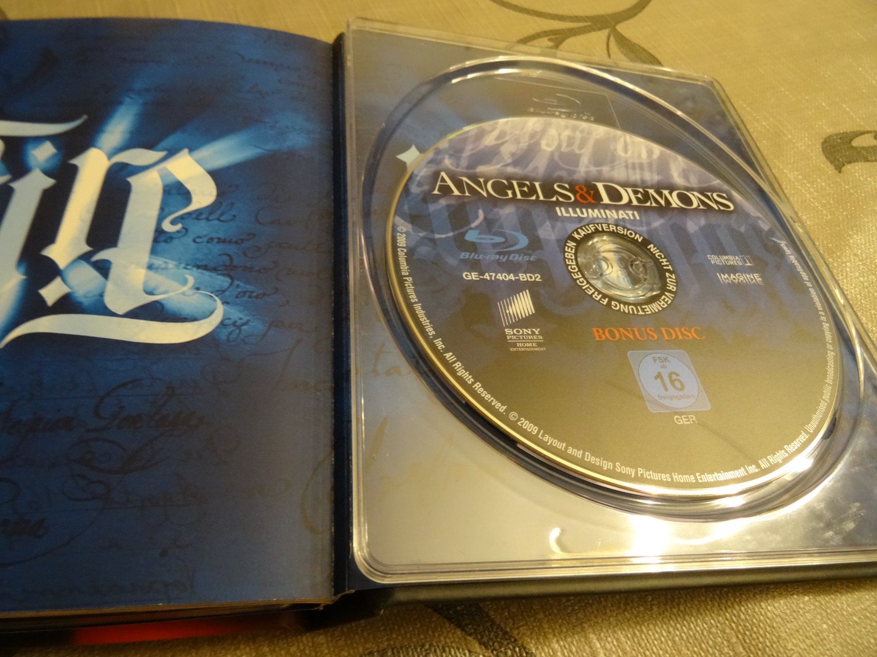 Tutti i DVDs: Illuminati Mediabook BLU-RAY – Usato da Olten venduto da Disc-Verkauf 2