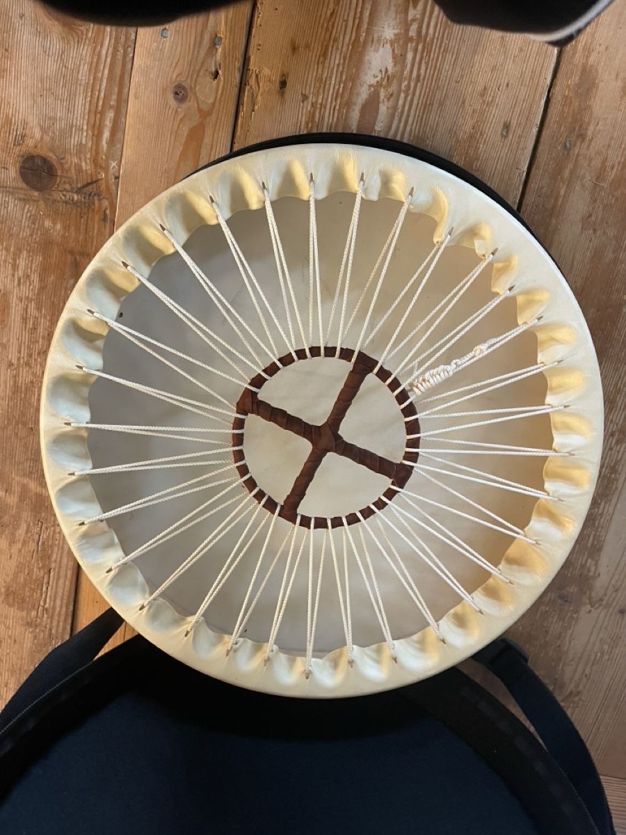Instruments de musique: Handgefertigte Trommel – Neuf (Voir description) à Rickenbach BL par Thommen_1995