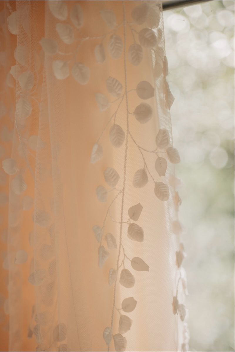Vestiti: Wunderschönes Brautkleid (Catherine Deane) – Usato da Obfelden venduto da julikub 6