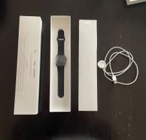 iWatch 3, 38mm, Space grey Aluminium, Black Sport (GPS)
