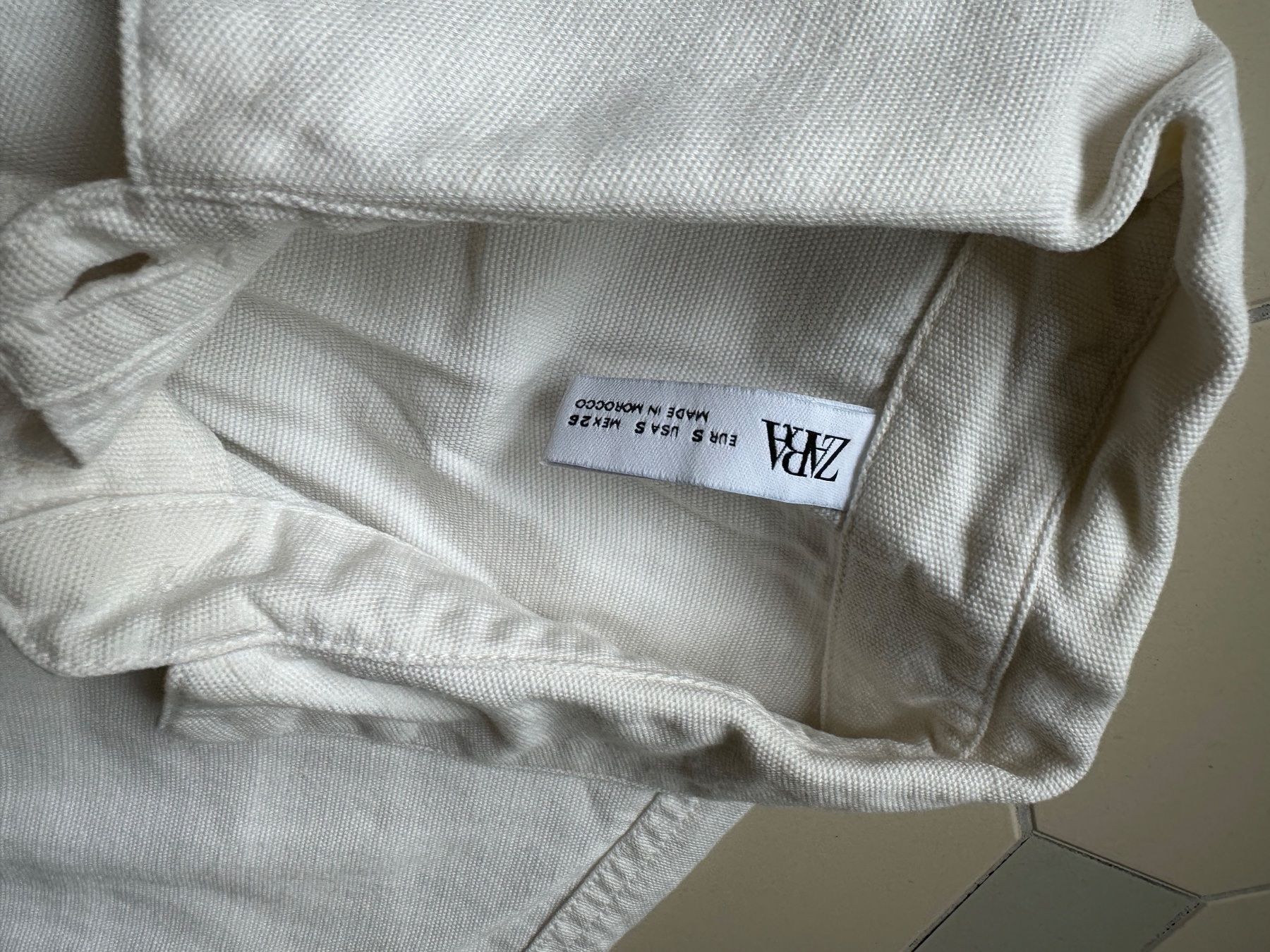 Tute: Zara Overall – Usato da Zürich venduto da aow_8p7m 1