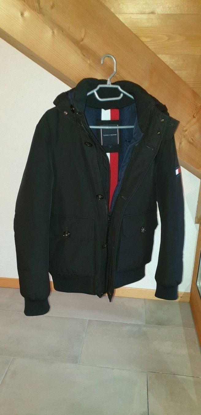 Tommy Hilfiger Vestes: Tommy Hilfiger Daunenjacke – Neuf (Voir description) à Eich par flo_9pvc 1