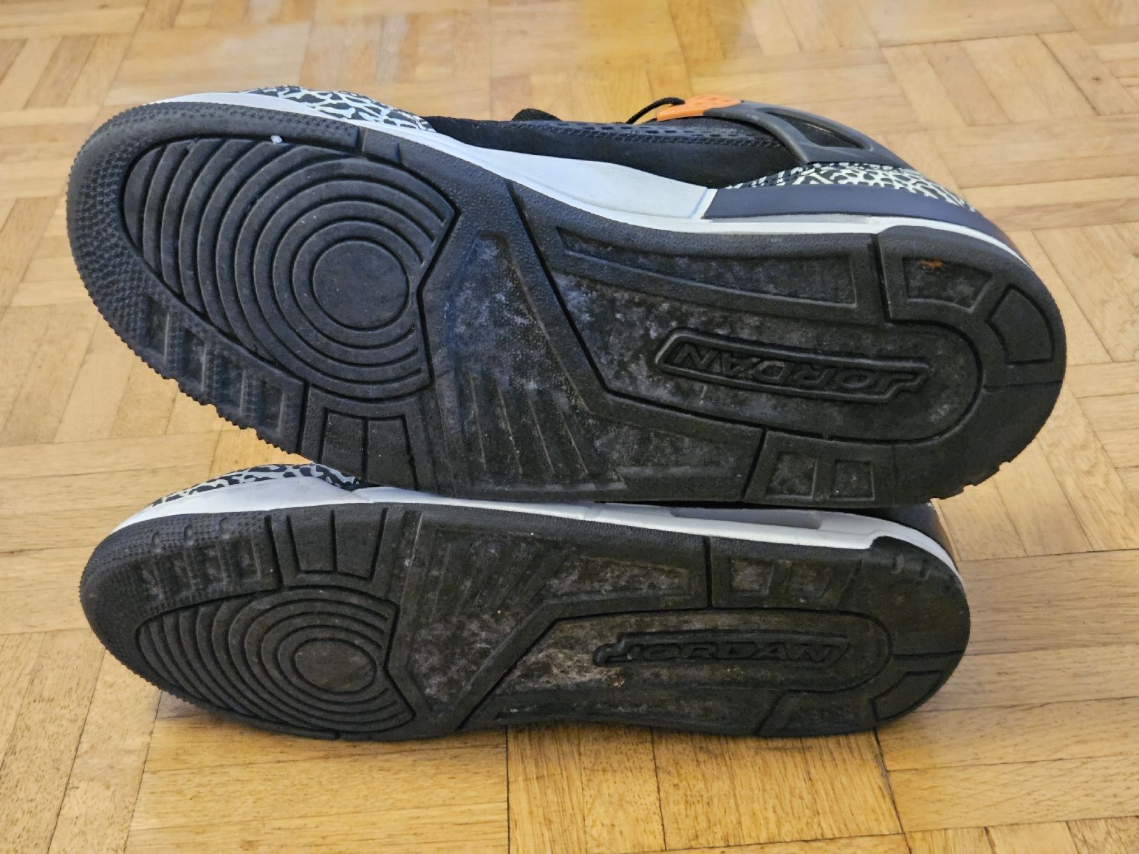 Jordan Chaussures hommes: Nike Air Jordan Spizike Low 43 – D'occasion à Vevey par Photech 4