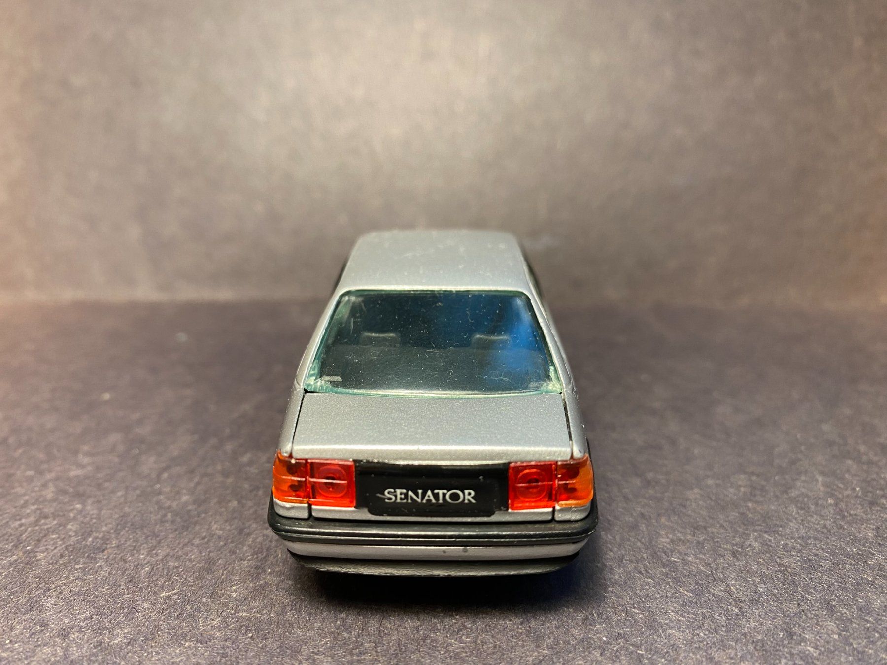 Gama Modellini d'auto: Opel Senator - GAMA 1:43 – Usato da Spiez venduto da Mlandcruiser 3