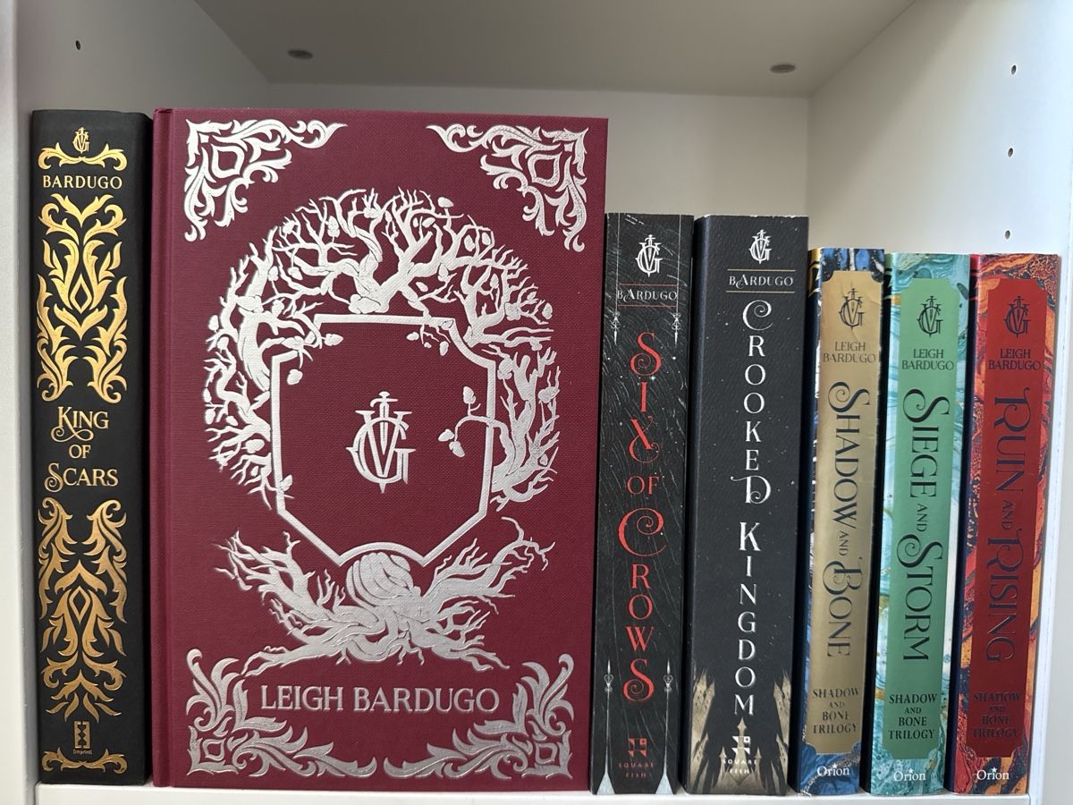 Libri: Grishaverse - Leigh Bardugo – Usato da Rümlang venduto da Roomiinaa