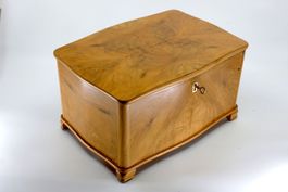 B0453 Biedermeierstil Schatulle Nussbaum ~1920