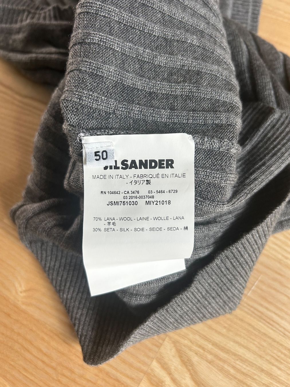 Jil Sander Maglioni & Felpe: Jil Sander Pullunder grau in Grösse 50 – Nuovo (secondo la descrizione) da Brüttisellen venduto da ThommyK 3
