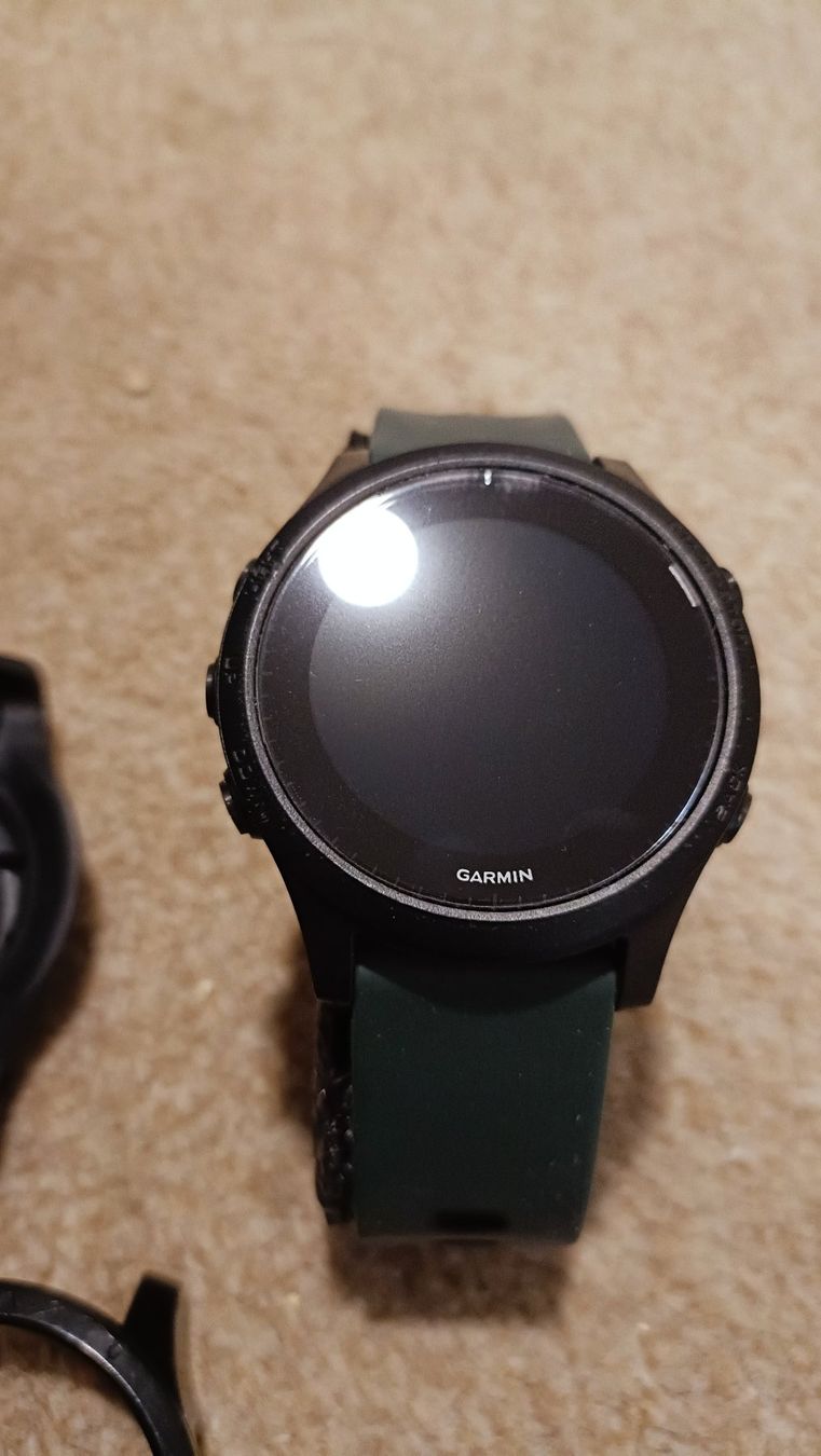 Garmin Smartwatch: Garmin Forerunner 945 mit Quick Mount und Quick Release – Usato da Benken SG venduto da Suze74 1