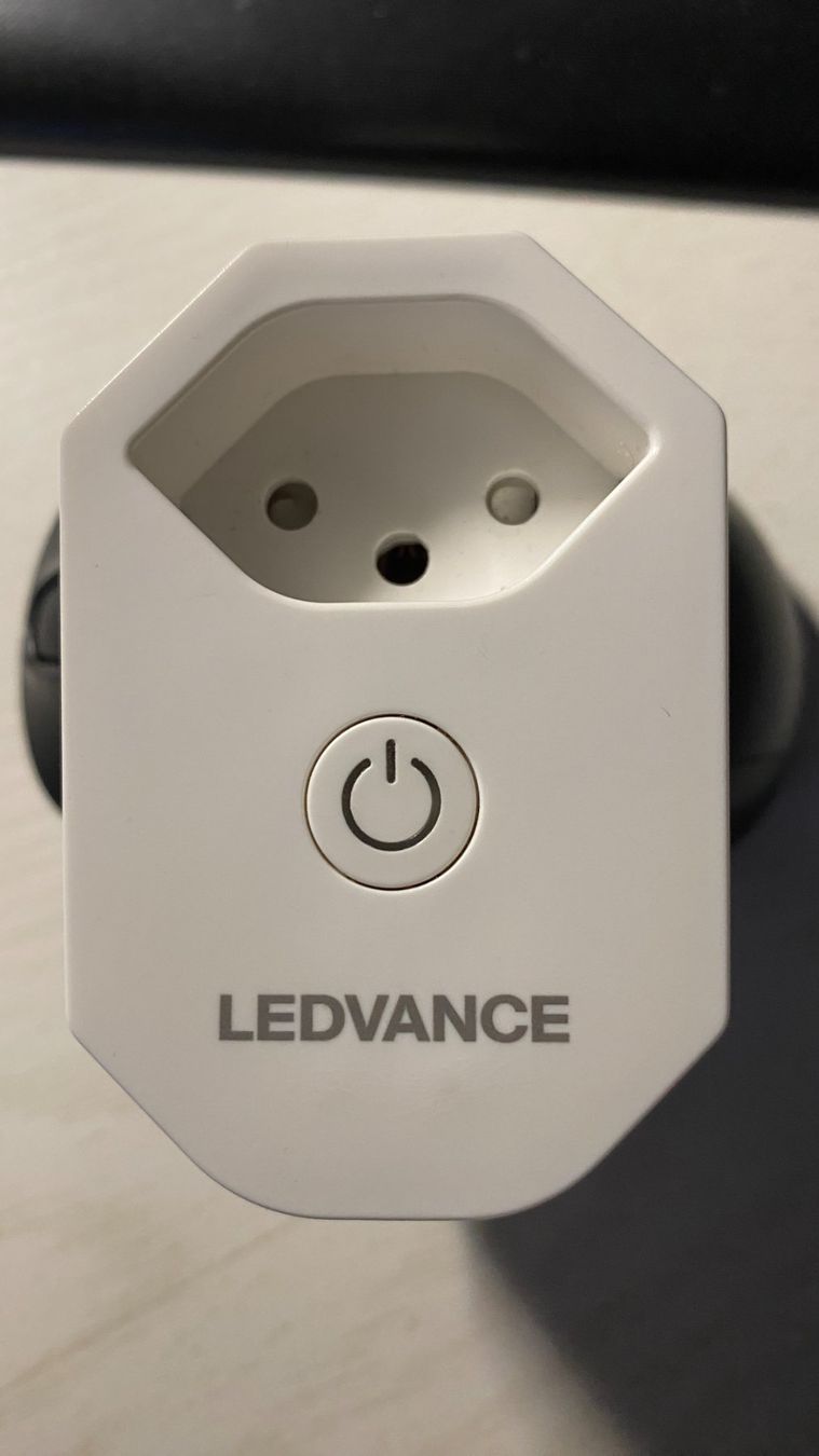 Spine: Ledvance Smart+ Plug CH Steckdose ( Osram ) – Usato da Flawil venduto da Fogelssx3