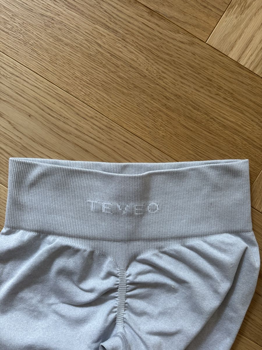 Teveo Leggings: Timeless Scrunch Leggings "Hellgrau" Grösse XS – Neu (gemäss Beschreibung) aus Zürich von milenaxx 3
