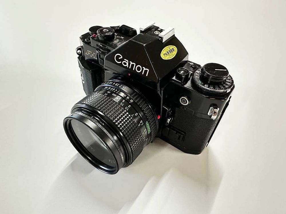 Canon Fotocamera: Canon A-1 – Usato da Hombrechtikon venduto da HW18
