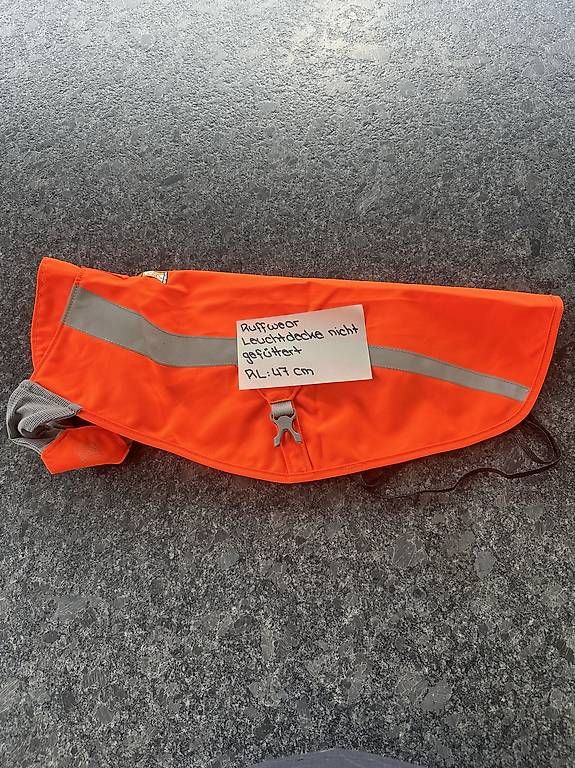 Bekleidung: Ruffwear Hundeleutmantel – Gebraucht aus Wahlen b. Laufen von Spiri_Nemo