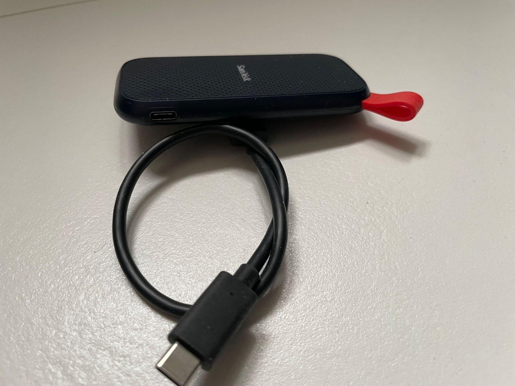 Sandisk Dischi rigidi: SanDisk Portable SSD 2 TB USB-C - neuwertig – Usato da Fislisbach venduto da gueselpeter 3