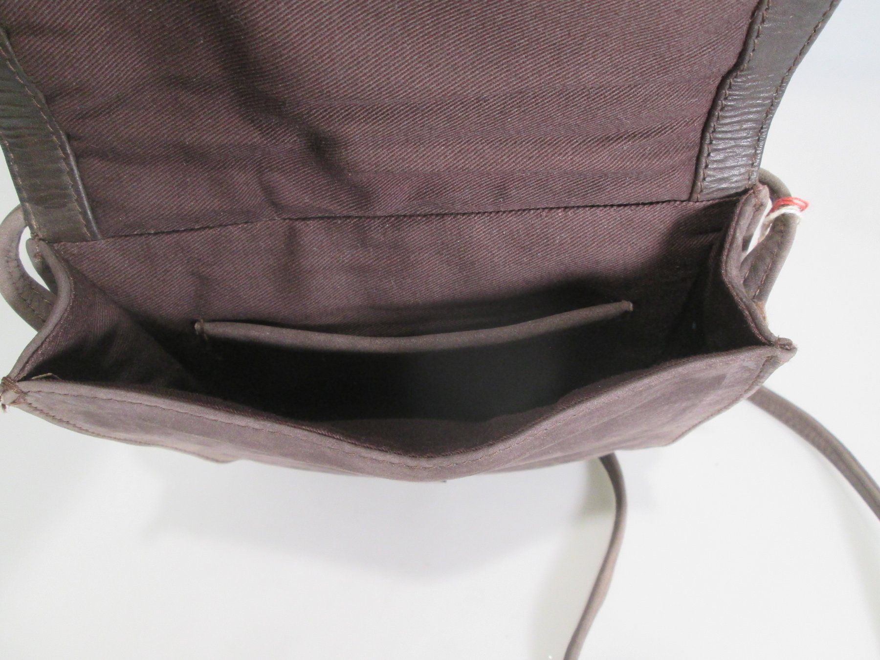 Borse da donna: kleine Ledertasche, schweizer Fabrikant, NEU & OVP – Nuovo (secondo la descrizione) da Rapperswil SG venduto da designandmore 3