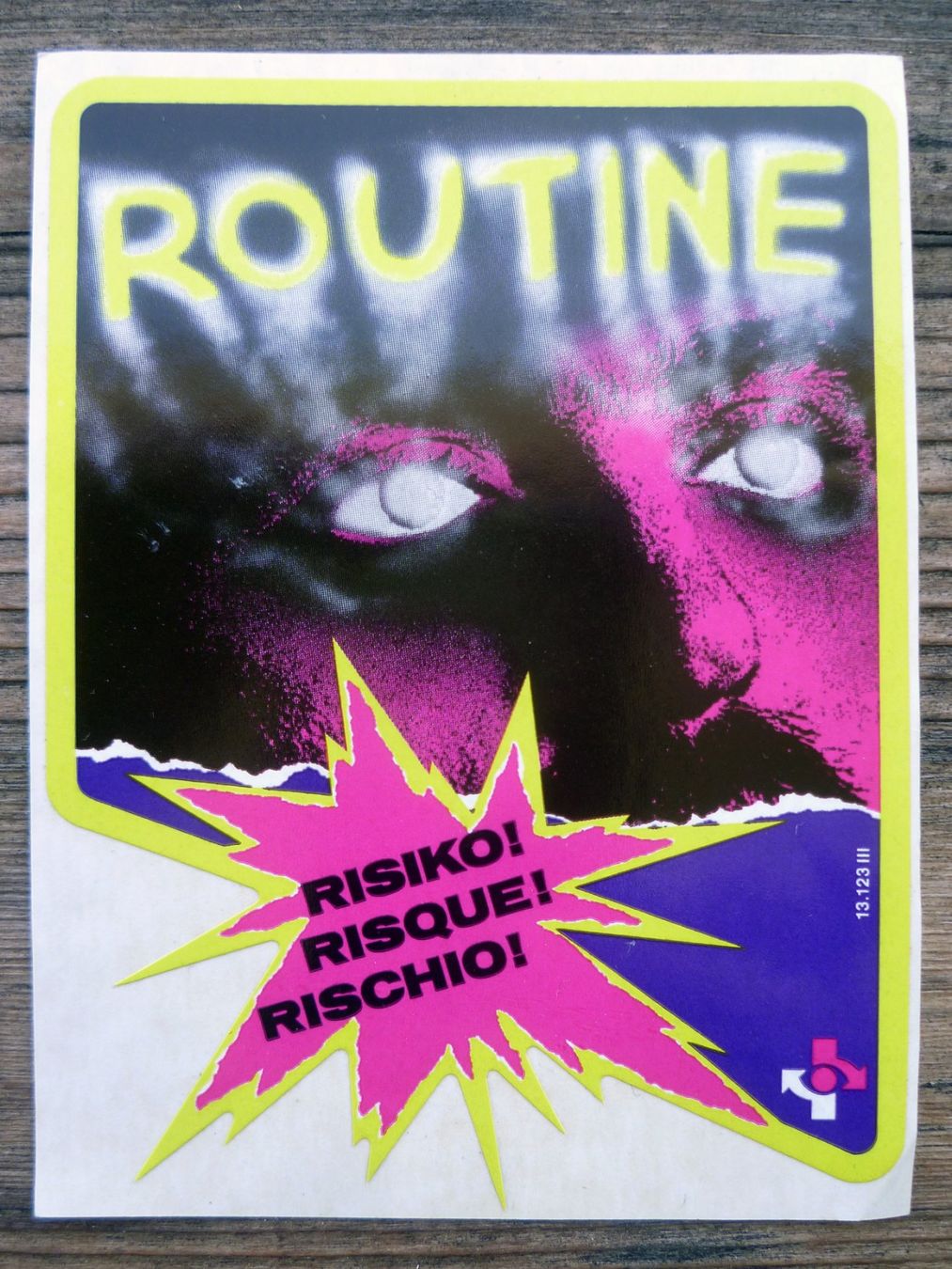 Sticker: Schweizer Militär Routine Risiko Aufkleber – Nuovo (secondo la descrizione) da Aarau venduto da Rdodger