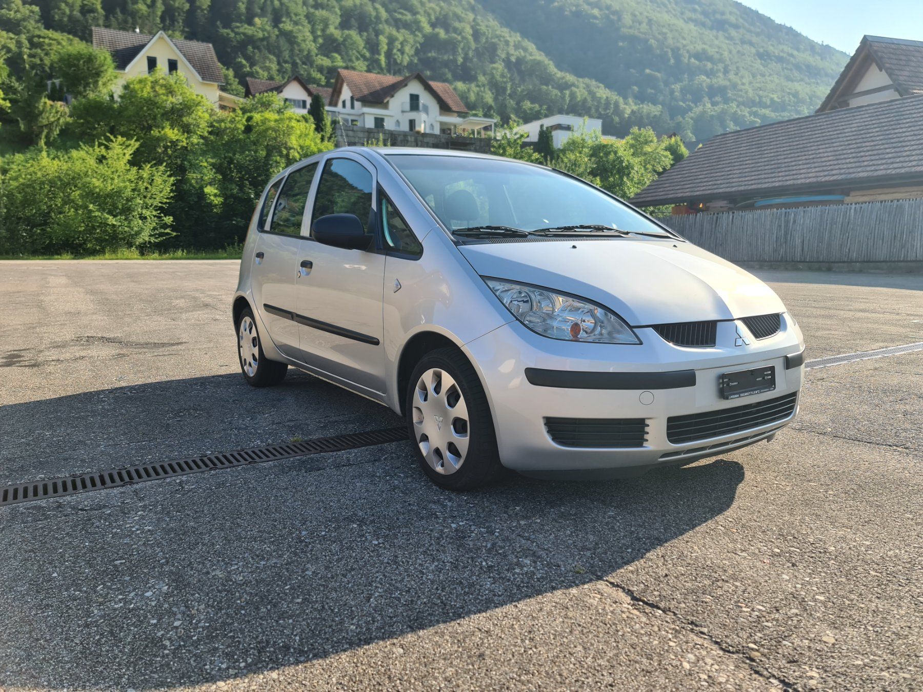 Mitsubishi Automobili: MITSUBISHI Colt 1.3 16V Invite – Difettoso da Mümliswil venduto da bet_62ps 2
