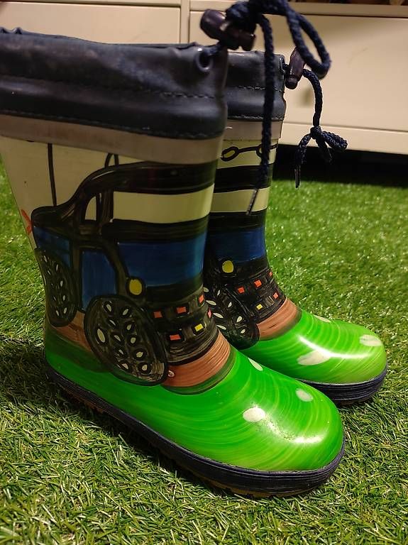 Scarpe per ragazzi: Gummistiefel  Grösse 33 – Usato da Zürich venduto da RaffaelaT 2