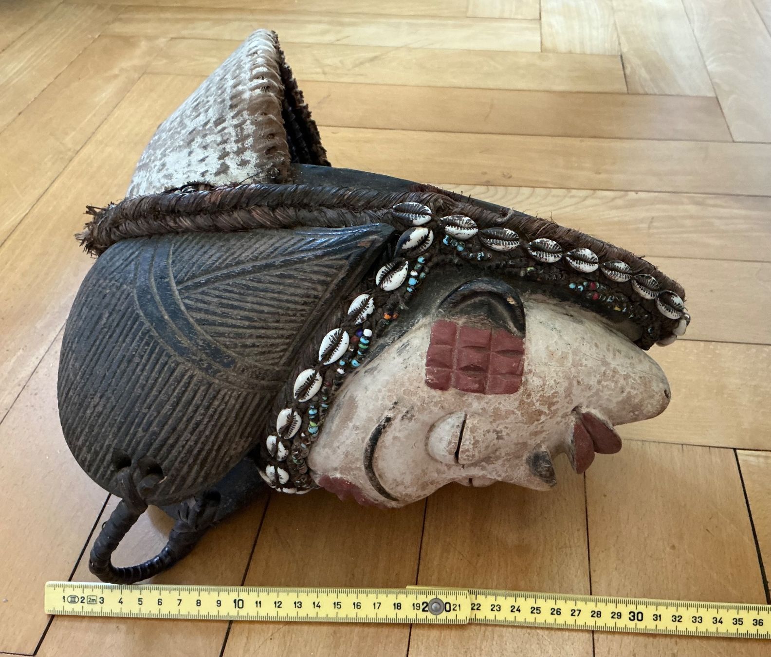 Internationale Kunst: Punu-Maske aus Gabun – Gebraucht aus Pieterlen von LM1446 3