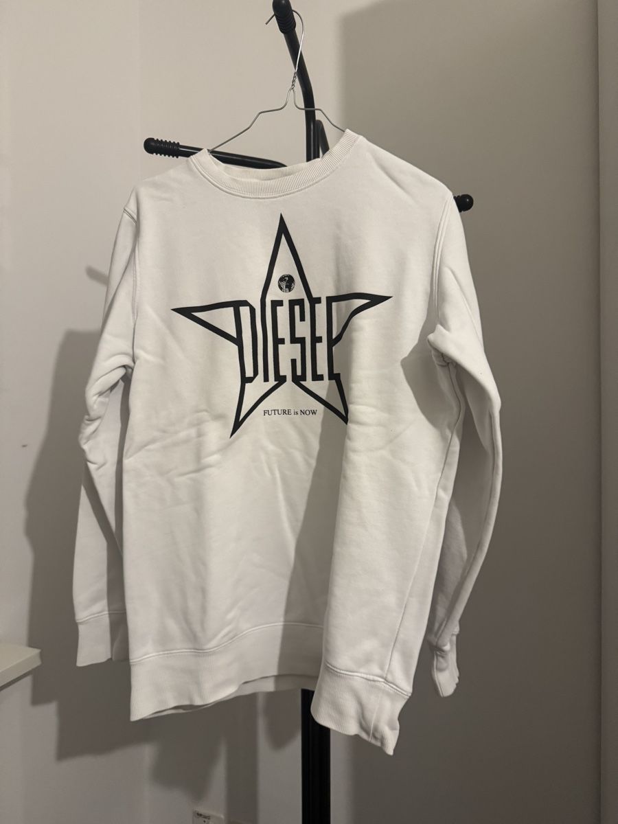 Diesel Pullover & Sweatshirts: Diesel Star Sweatshirt M – Gebraucht aus Zürich von liv.io