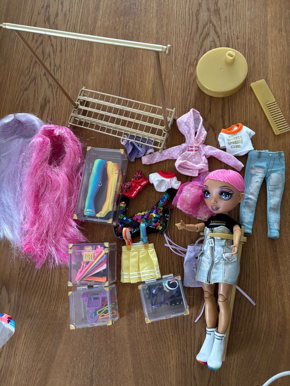 MGA Bambole: Rainbow High Fashion Studio – Usato da Rüti ZH venduto da Crystal_Bloom