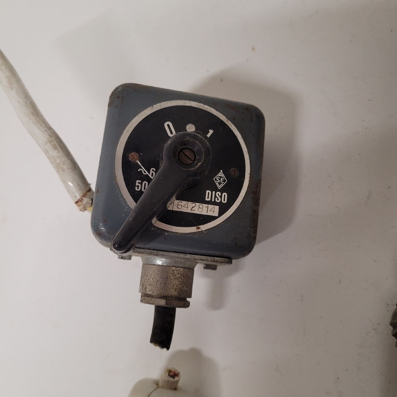 Schalter: altes elektromaterial schalter lampenfassung – Gebraucht aus Reichenburg von AK_78 5