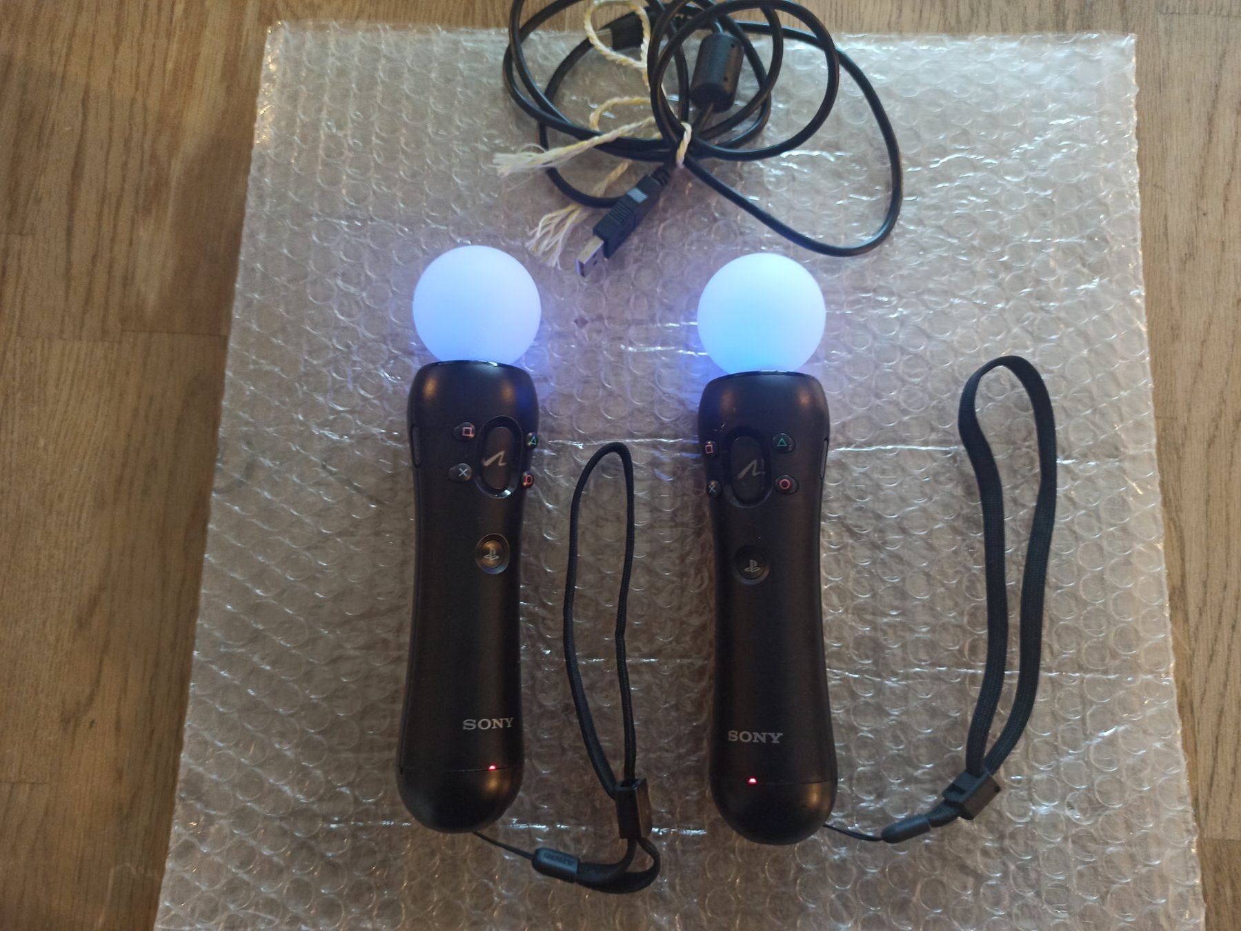 Sony Controller: 2x Original Sony PS Move Motion Controller / VR / PS4 / PS3 – Gebraucht aus Oberweningen von mar_87mx
