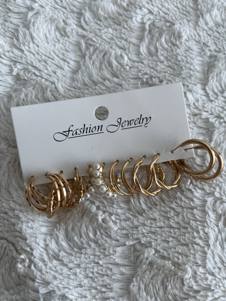 Sonstiger Schmuck: Modische Ohrringe, goldfarben, verschiedene Designs. – Neu (gemäss Beschreibung) aus Nyon von ver_z2cy 4
