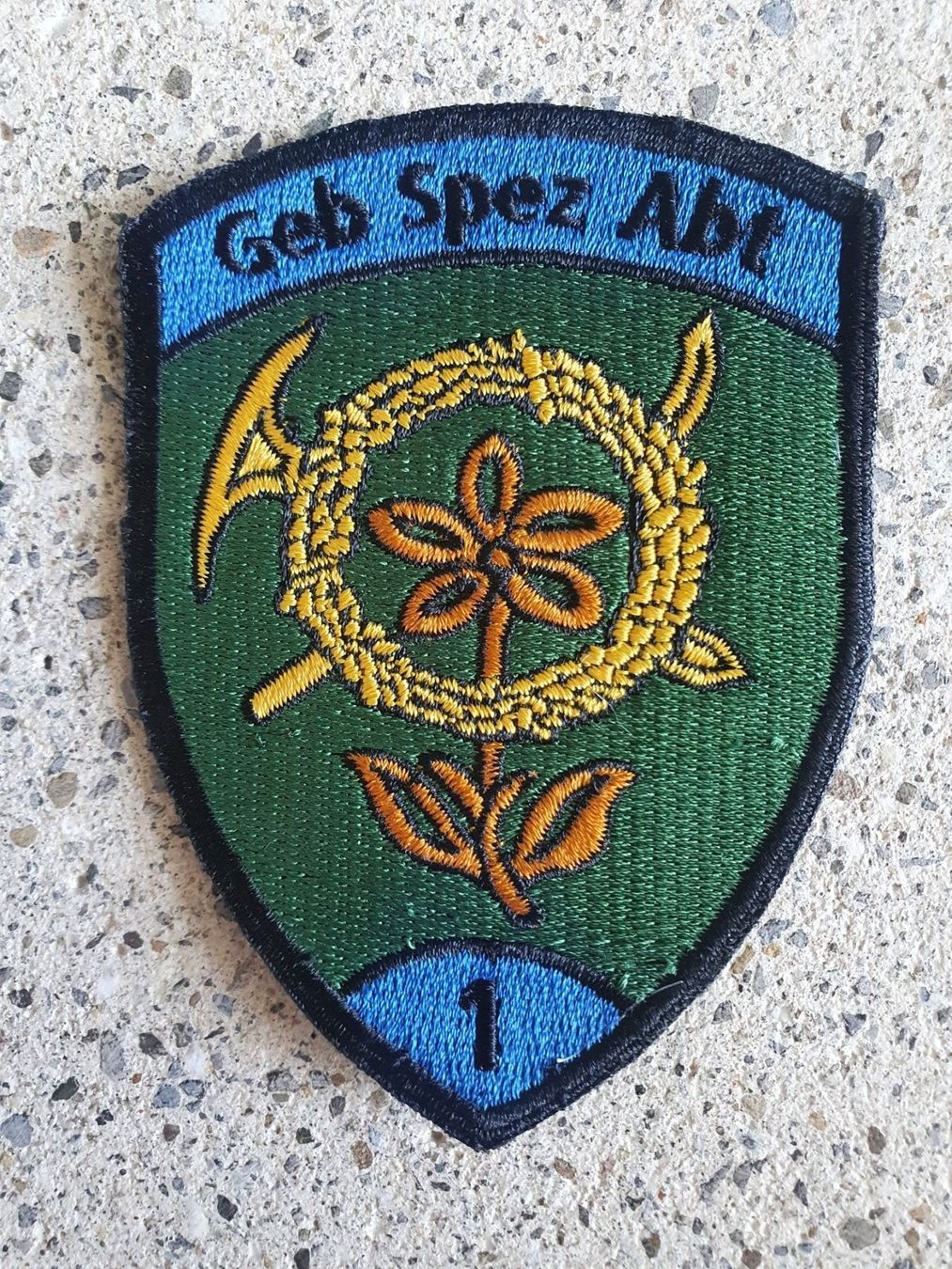 Placchette & Badge: Badge Geb Spez Abt 1 – Nuovo e nell'imballaggio originale da Riedholz venduto da fr_sIruP