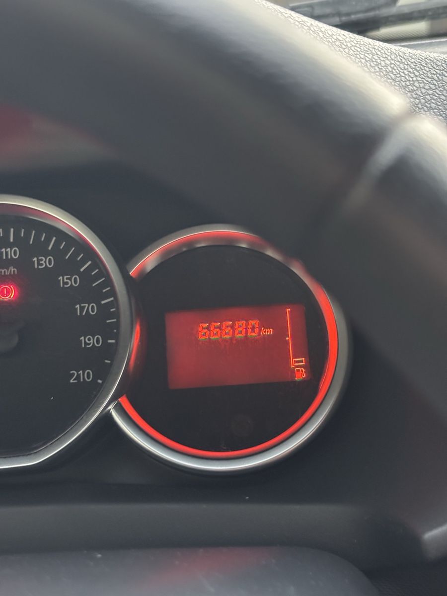 Dacia Autos: Dacia Sandero 75 – Gebraucht aus Engelberg von 92e_6cdx 7