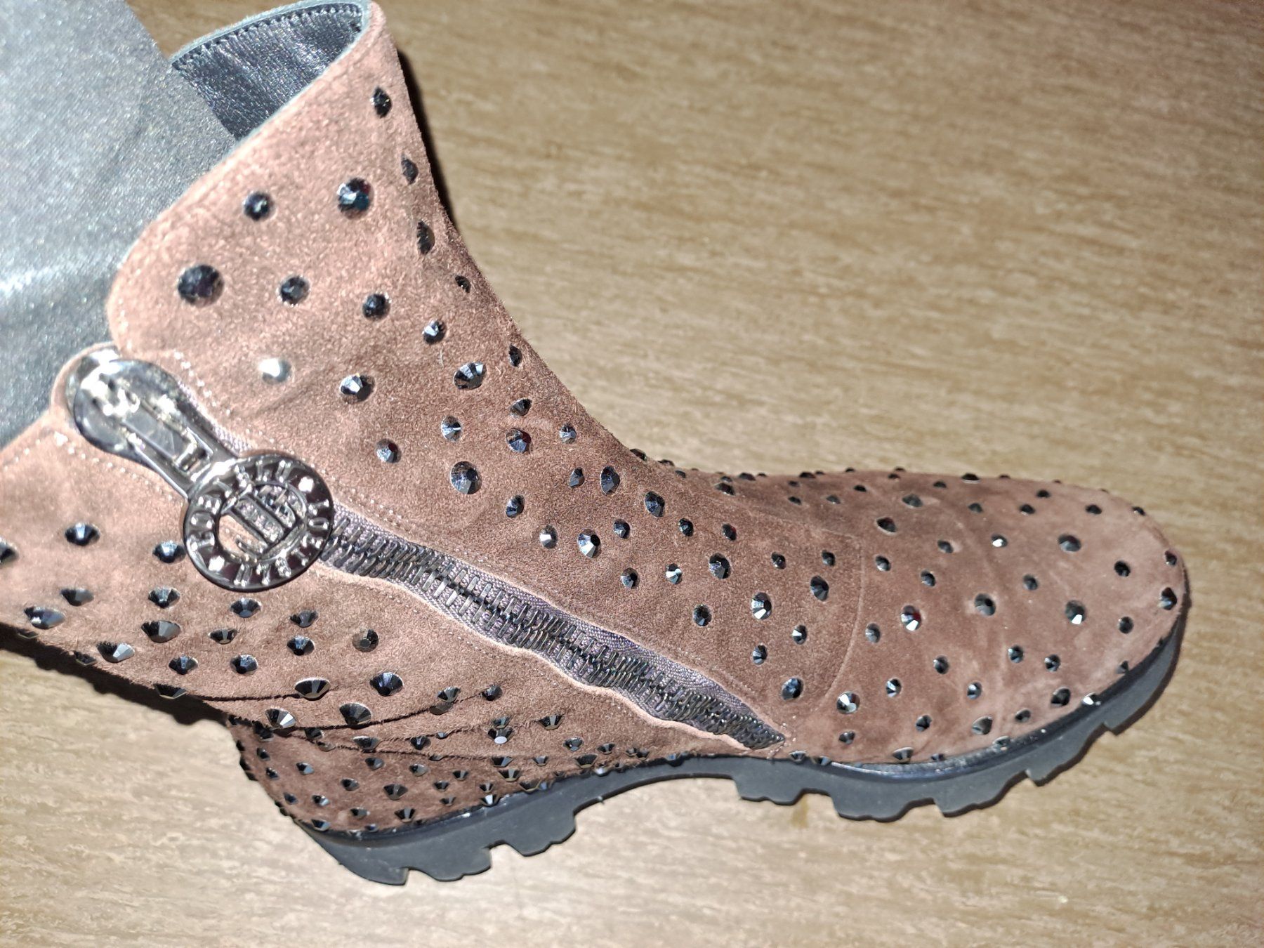 Scarpe da donna: Loriblu Wildleder-Glam Stiefel Gr.40 – Usato da Emdthal venduto da kasira 3