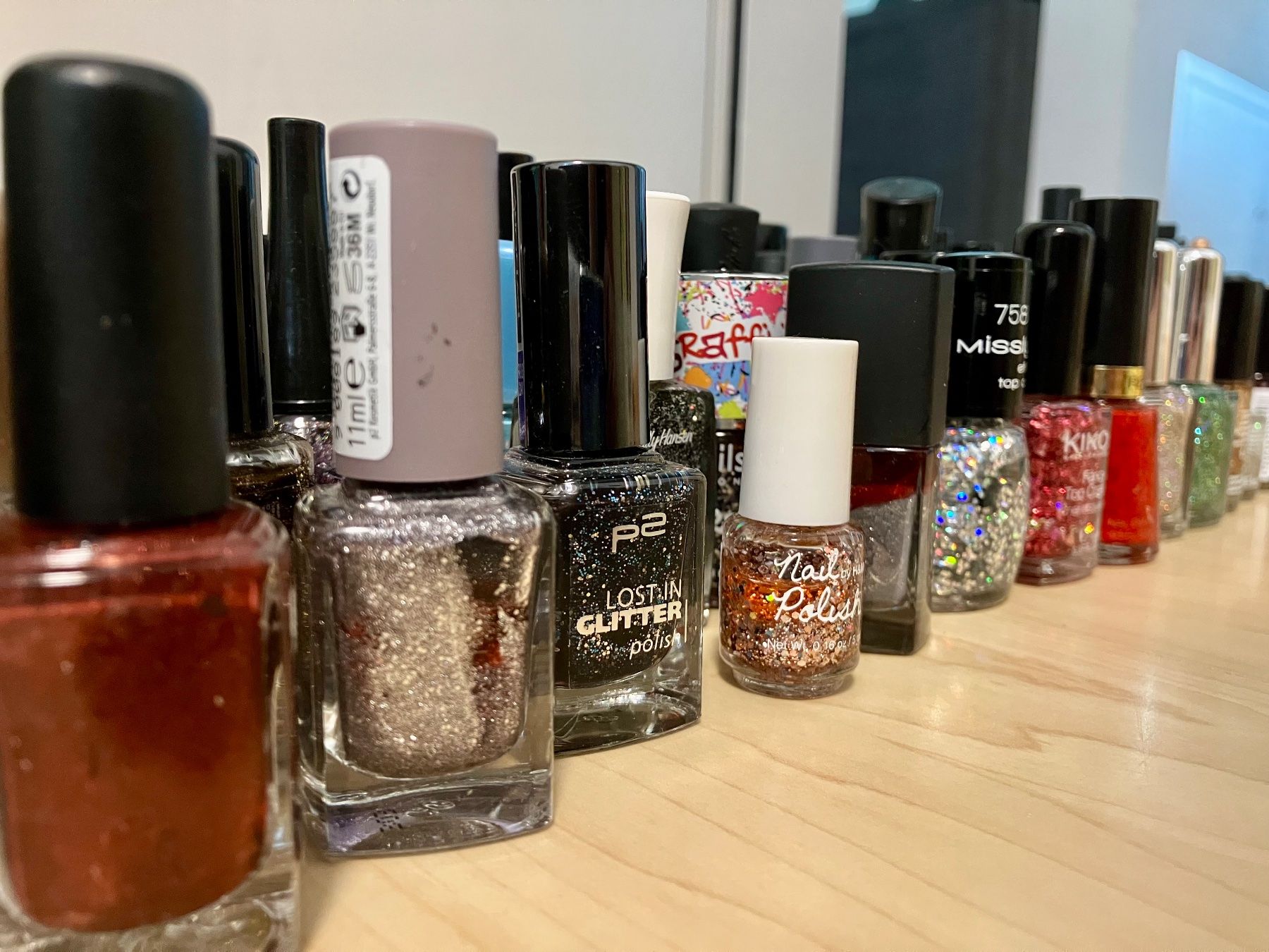 Smalto per unghie: Nagellacke – Usato da Kottwil venduto da jea_57lv 1