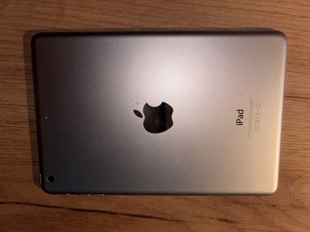 Tablet PC: Apple iPad Mini Modell A1489 ab CHF 1.- – Gebraucht aus Pratteln von fil_kkg5