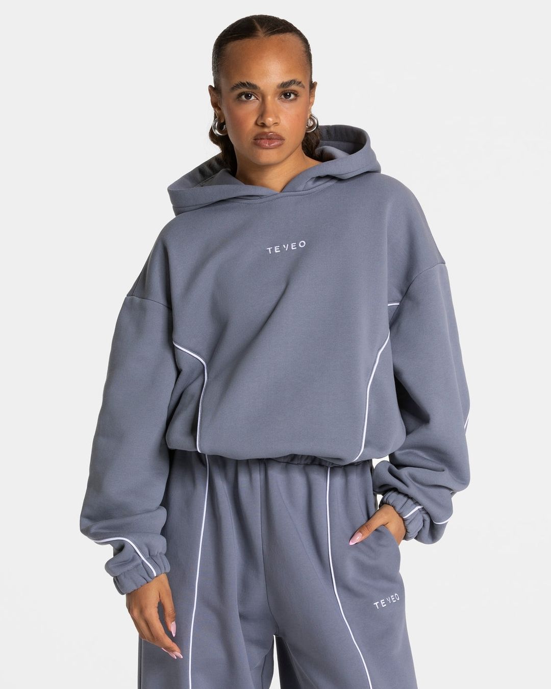 Teveo Maglioni & Felpe: Teveo Hoodie in eisgrau  – Nuovo (secondo la descrizione) da Weinfelden venduto da _reyph_ 4