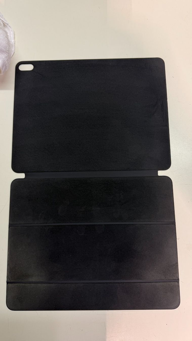 Apple Covers & Taschen: Schutzhülle IPad Air 13 – Gebraucht aus Dübendorf von mgr_12 1