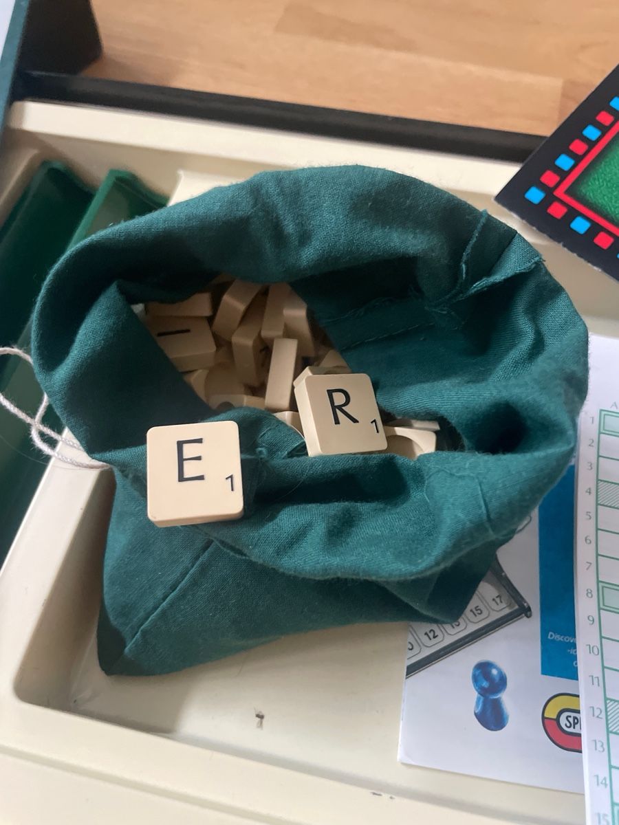Jeux: Scrabble – D'occasion à Zürich par nie_6ls5 3