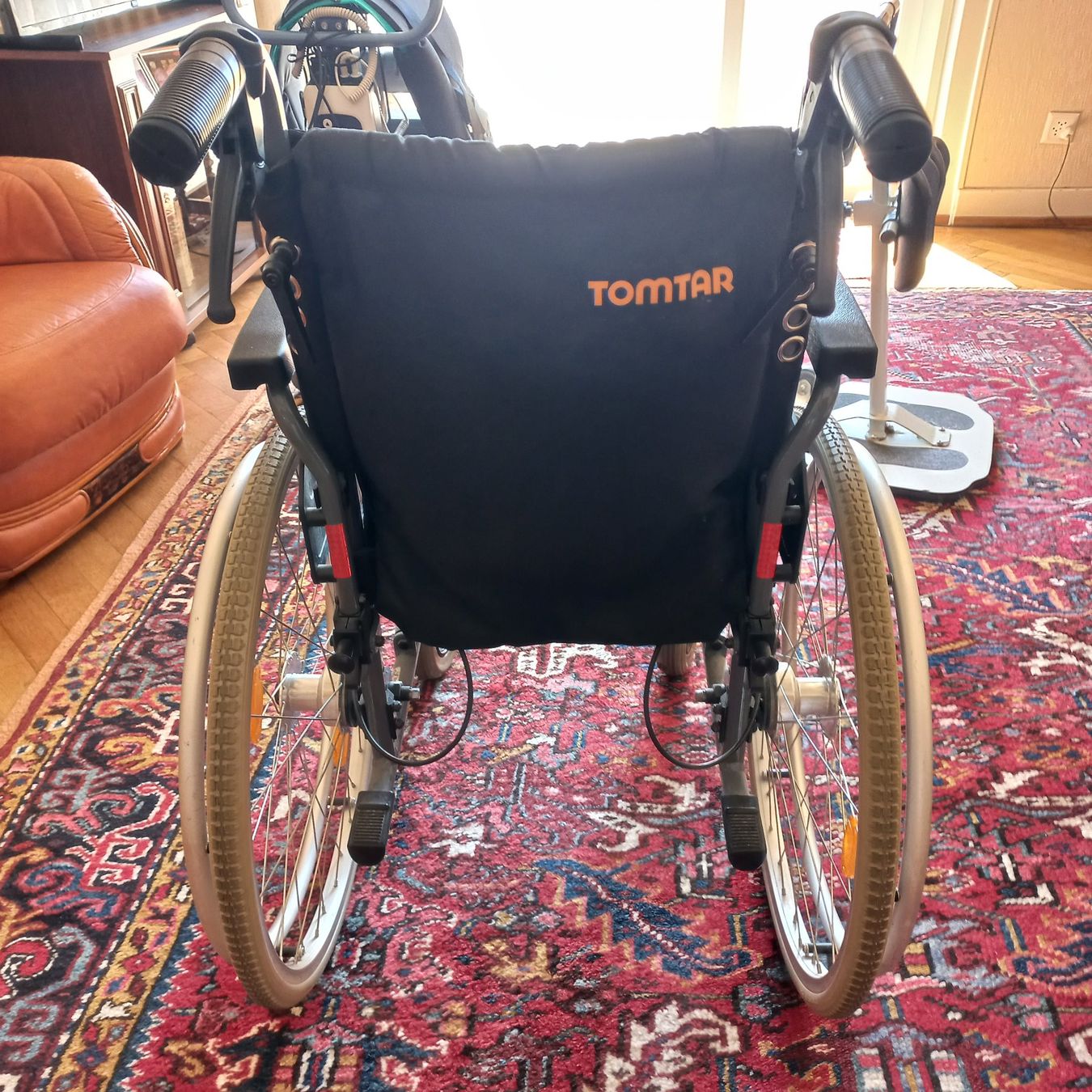 Chaises roulantes: Fauteuil roulant – D'occasion à Jongny par dve_7nbz 1