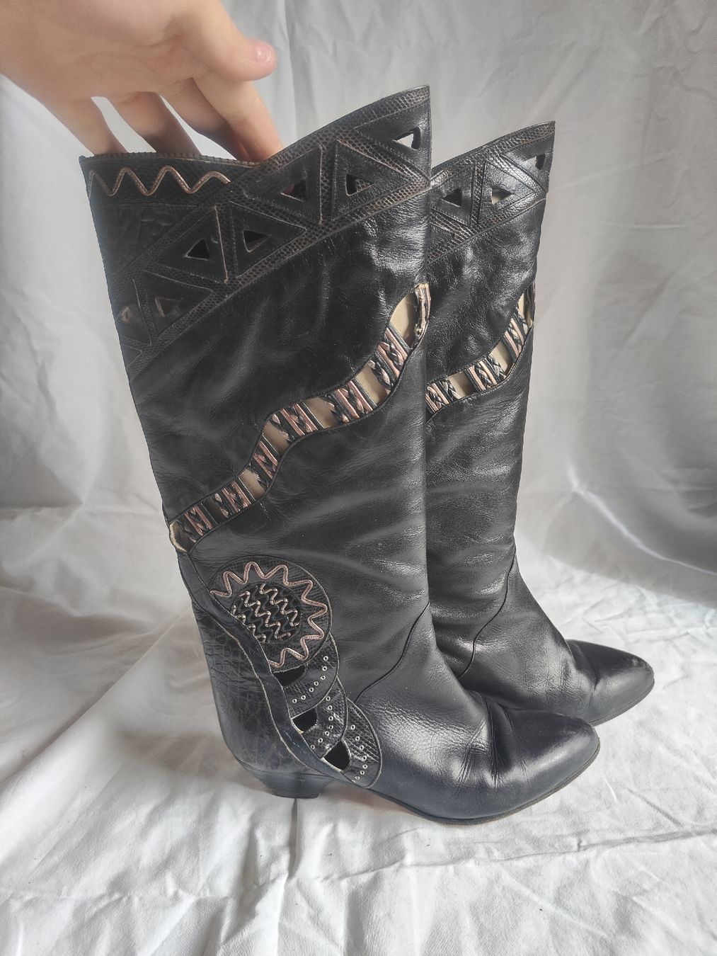 Scarpe da donna: Ausgefallene Echtleder Stiefel Gr. 35.5 – Usato da Wetzikon ZH venduto da lua_2d7z 2