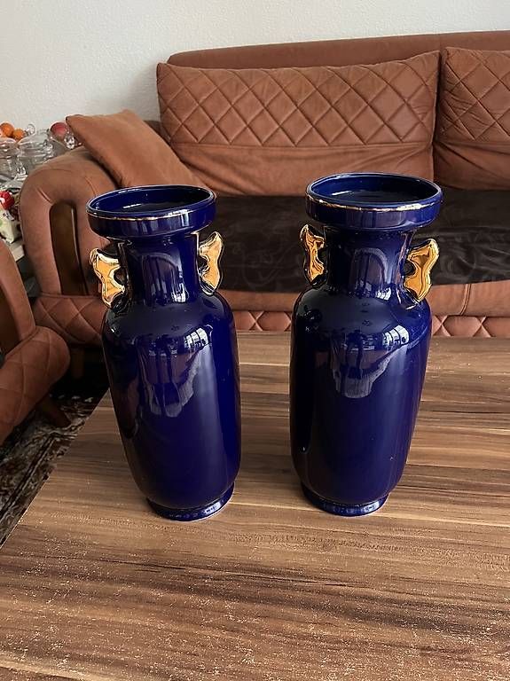 Vasi & Recipienti: 2 Schöne Vasen  – Usato da St.Gallen venduto da Piran65 2