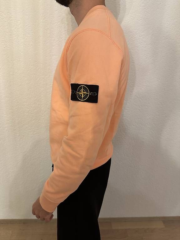 Maglioni & Felpe: Stone Island Pullover in Lachsfarbe Grösse M – Usato da Goldach venduto da ble_bv7h 1