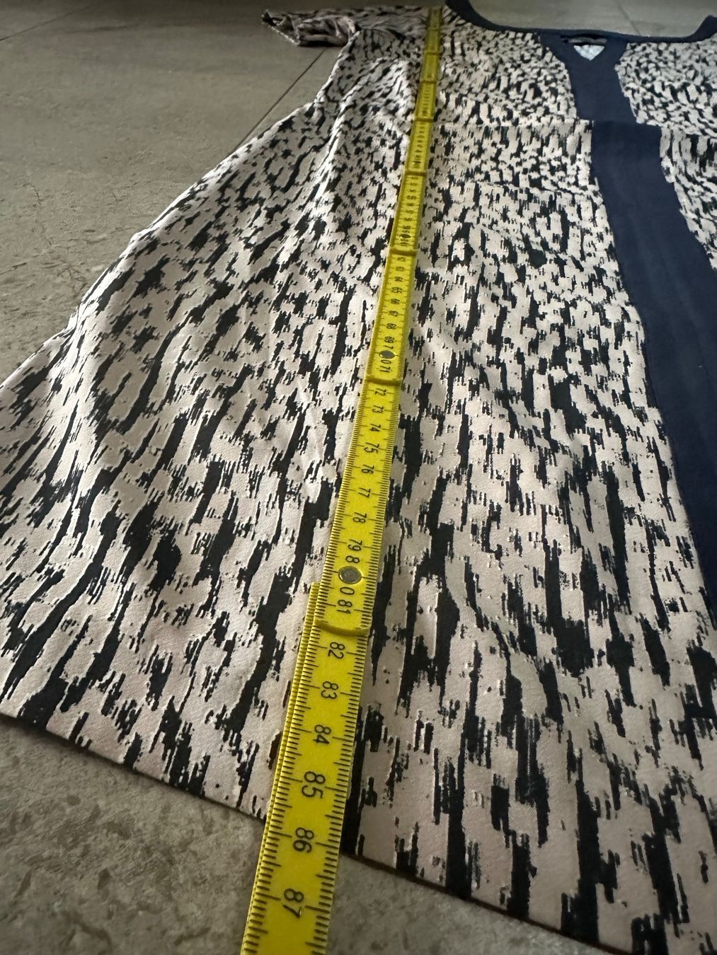 Armani Kleider: Armani Sommerkleid – Neu (gemäss Beschreibung) aus Ebikon von nat_jzh5 3
