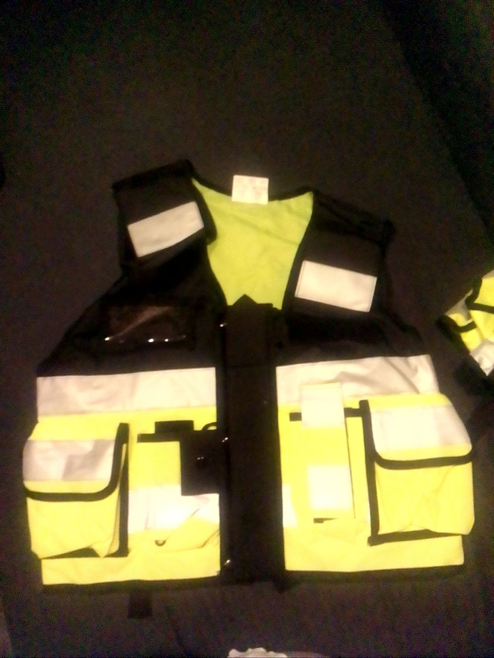 Gilet & Giacche: Sicherheitswesten Security 6 STK. – Nuovo (secondo la descrizione) da Glarus venduto da axrbi 4
