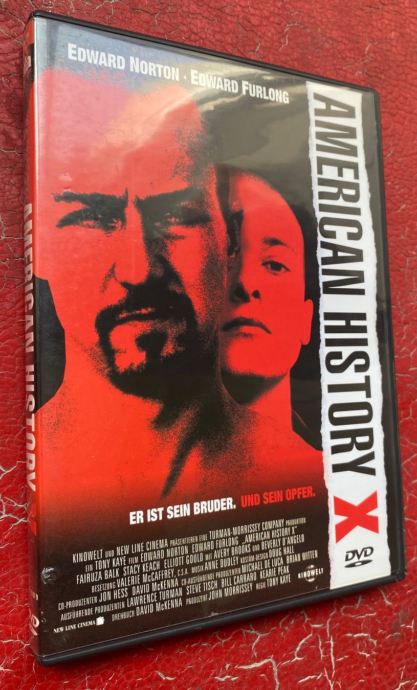 Tutti i DVDs: American History X – Usato da Basel venduto da Ostschweiz06