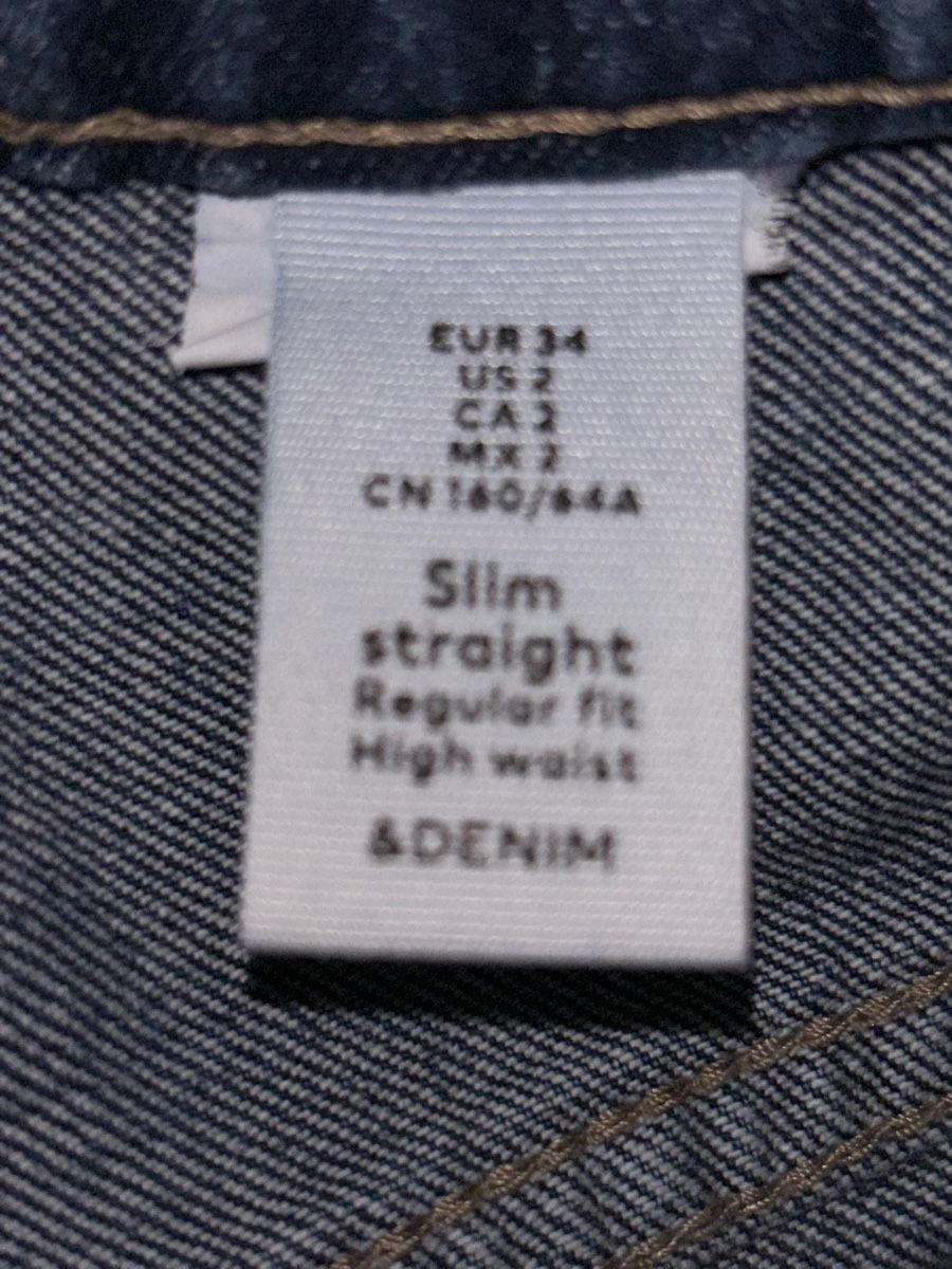 Jeans: Jeans blau – D'occasion à Volketswil par Merkur10 2