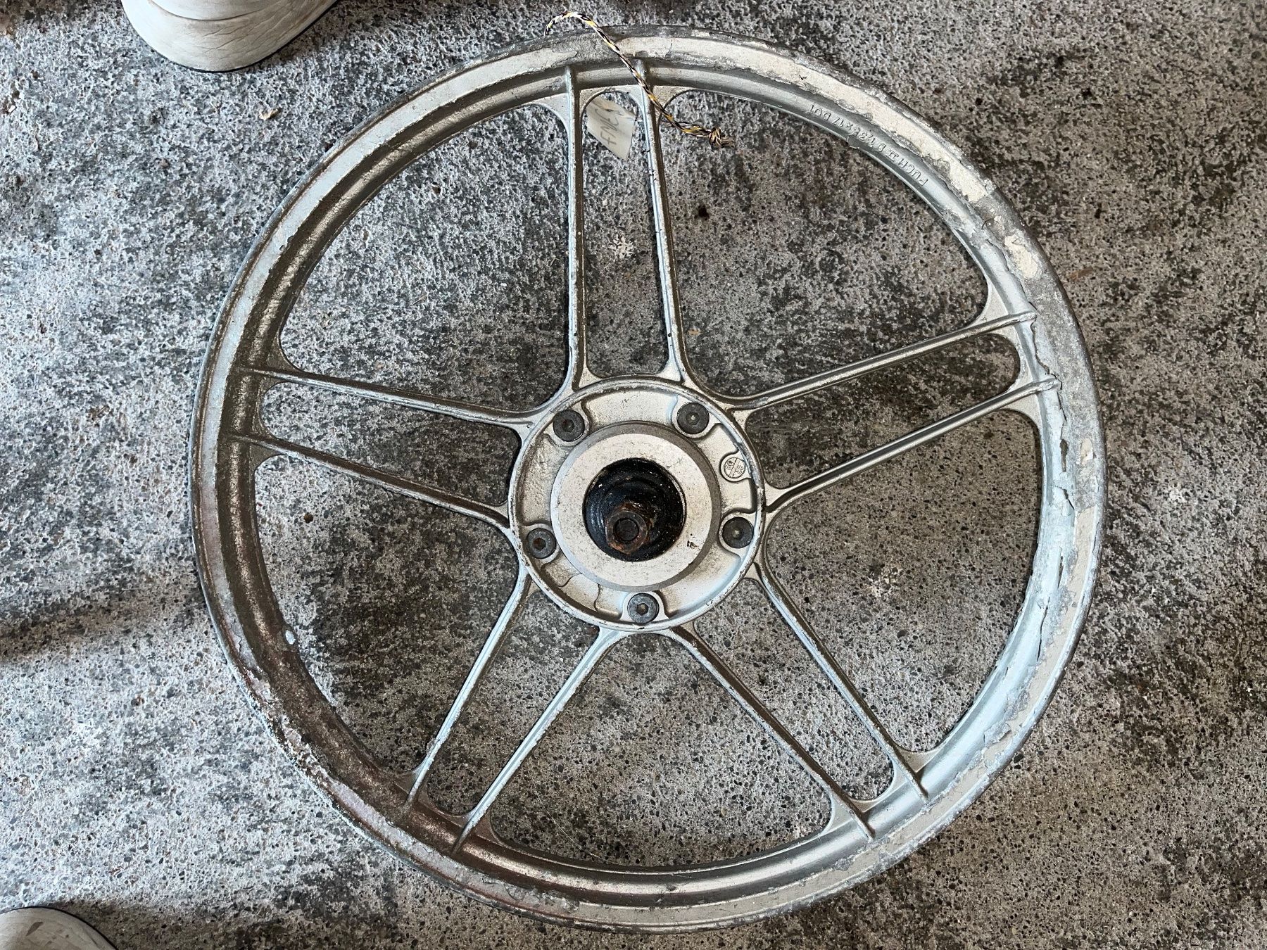 Puch Parti ricambio per ciclomotori: Puch Maxi/X30 Gussfelgen Hinterrad – Usato da Fahrni b. Thun venduto da berger_tuning34 2